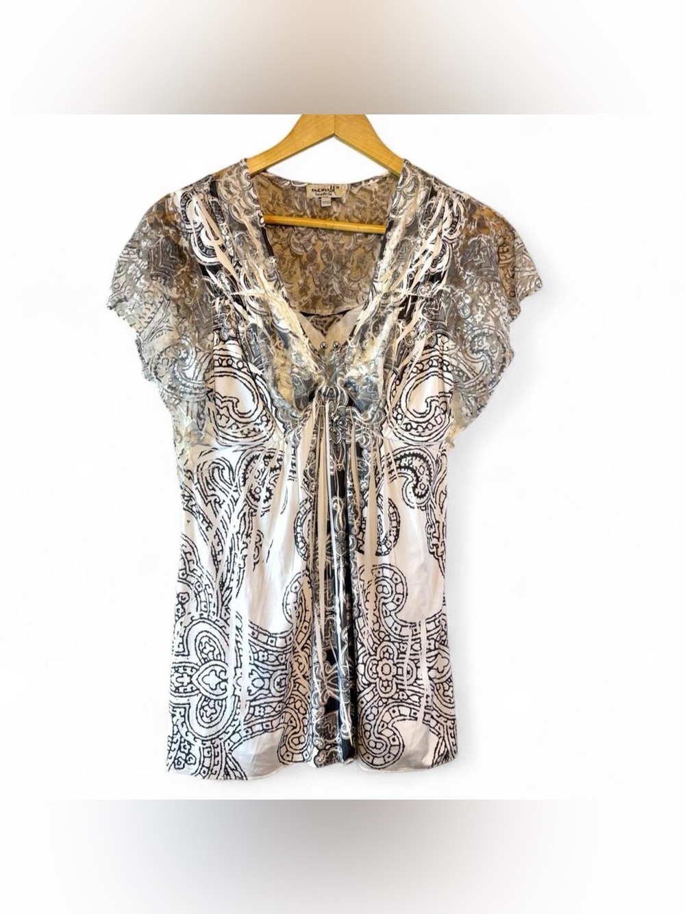 One World Boho Paisley Babydoll Blouse Medium Grey Black White Rhinestone Lace